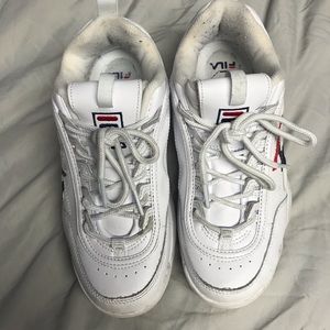 Fila tennis shoe